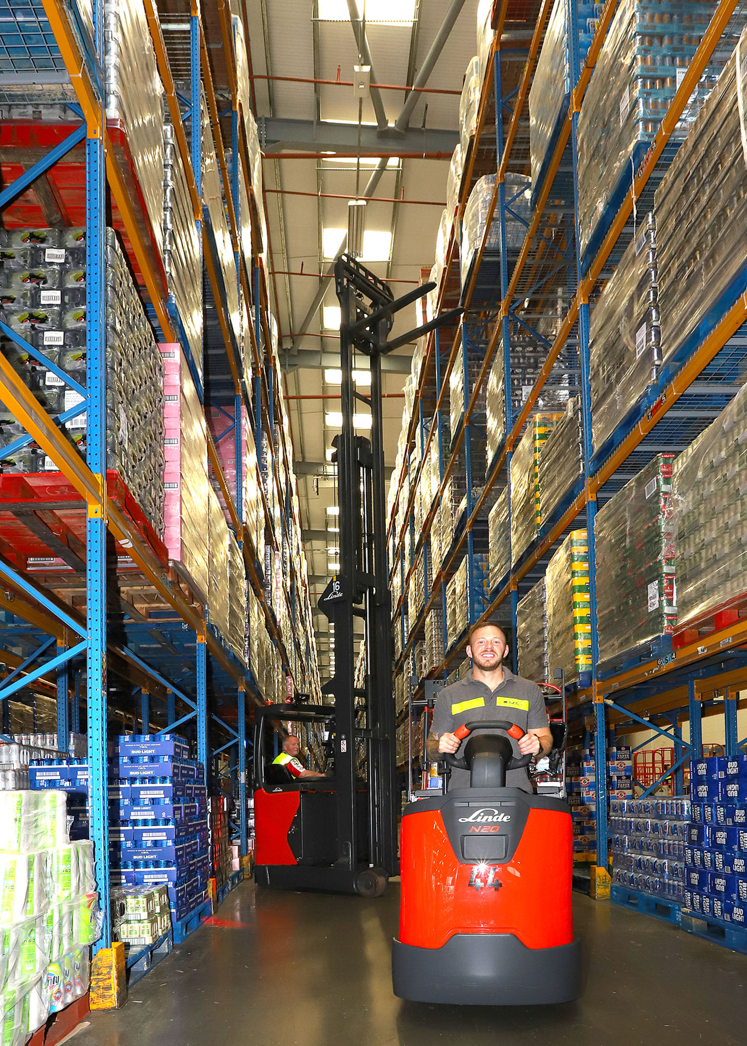 James Hall & Co. Ltd invests £200,000 into new forklifts and picking trucks