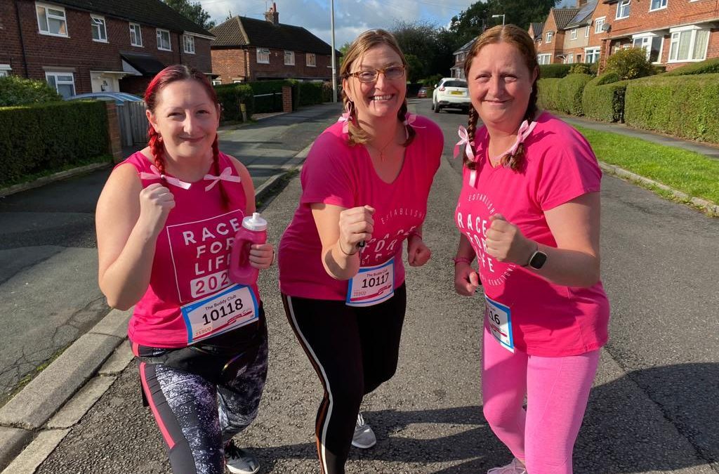 Race for Life sees Tarporley’s SPAR team raise over £2,000 in memory of former colleague