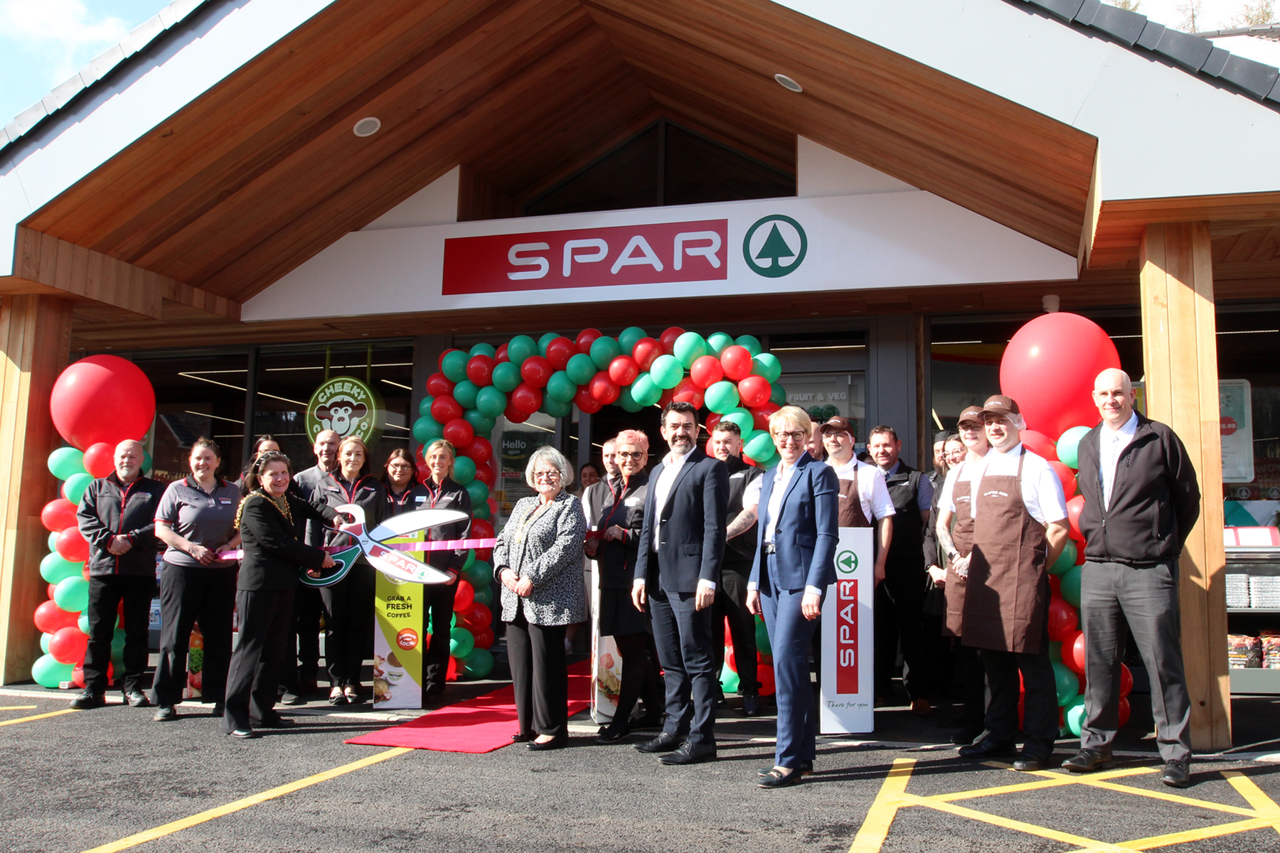 Family fun day adds to celebrations as Mayor opens James Hall & Co. Ltd’s new Bacup SPAR store