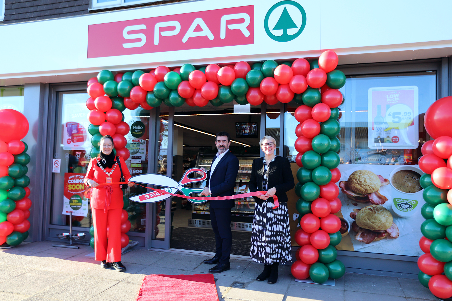 Formby’s redeveloped Harington Road SPAR launches to an enthusiastic reception from residents